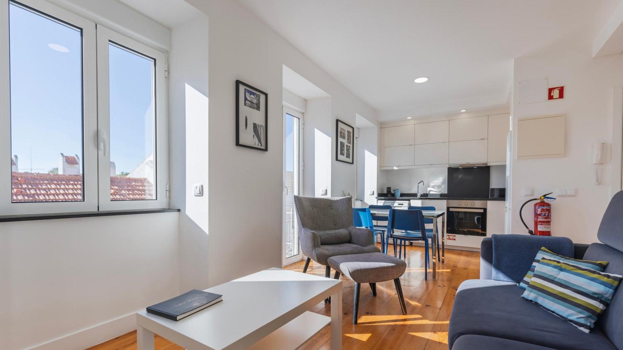Comfort & Bright Apartment By Lovelystay Lisboa Extérieur photo
