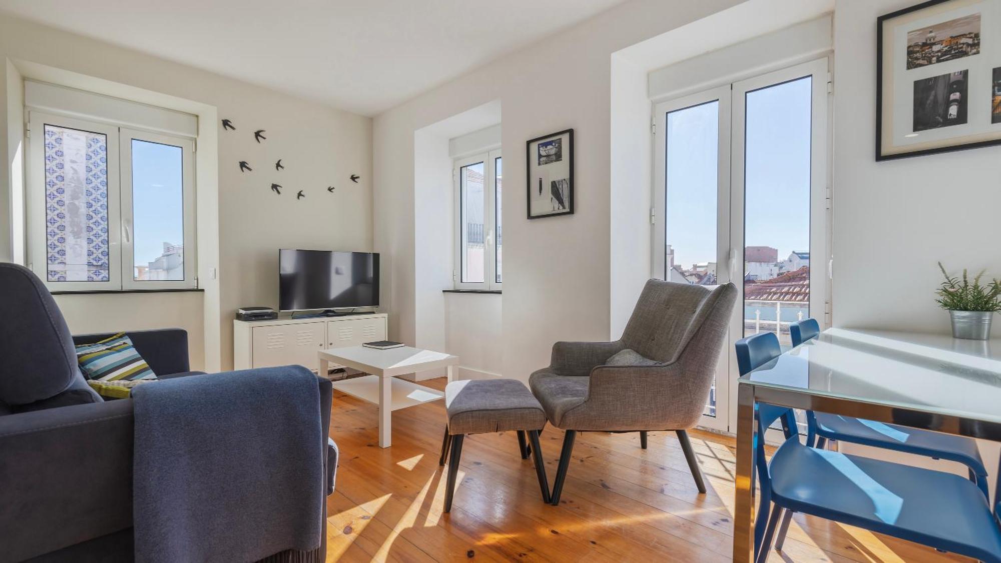 Comfort & Bright Apartment By Lovelystay Lisboa Extérieur photo