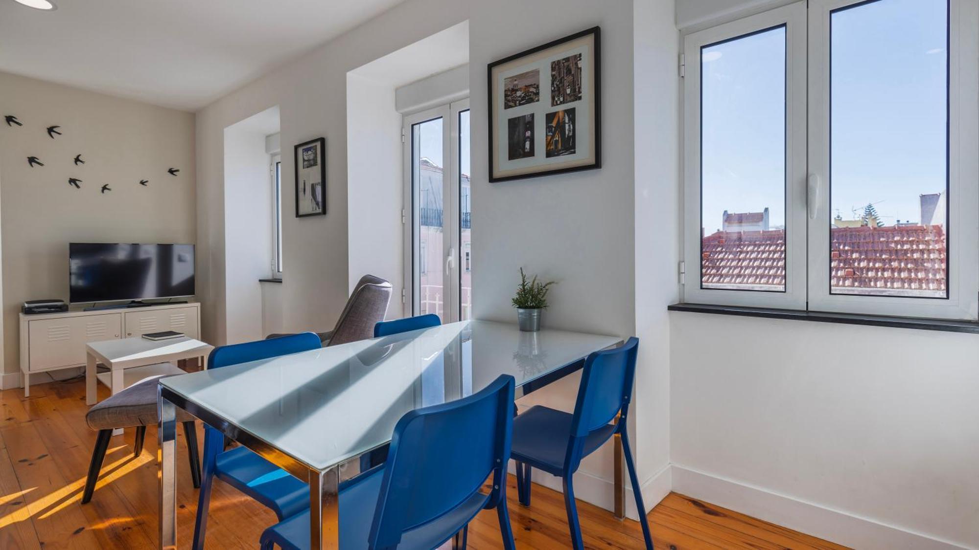 Comfort & Bright Apartment By Lovelystay Lisboa Extérieur photo