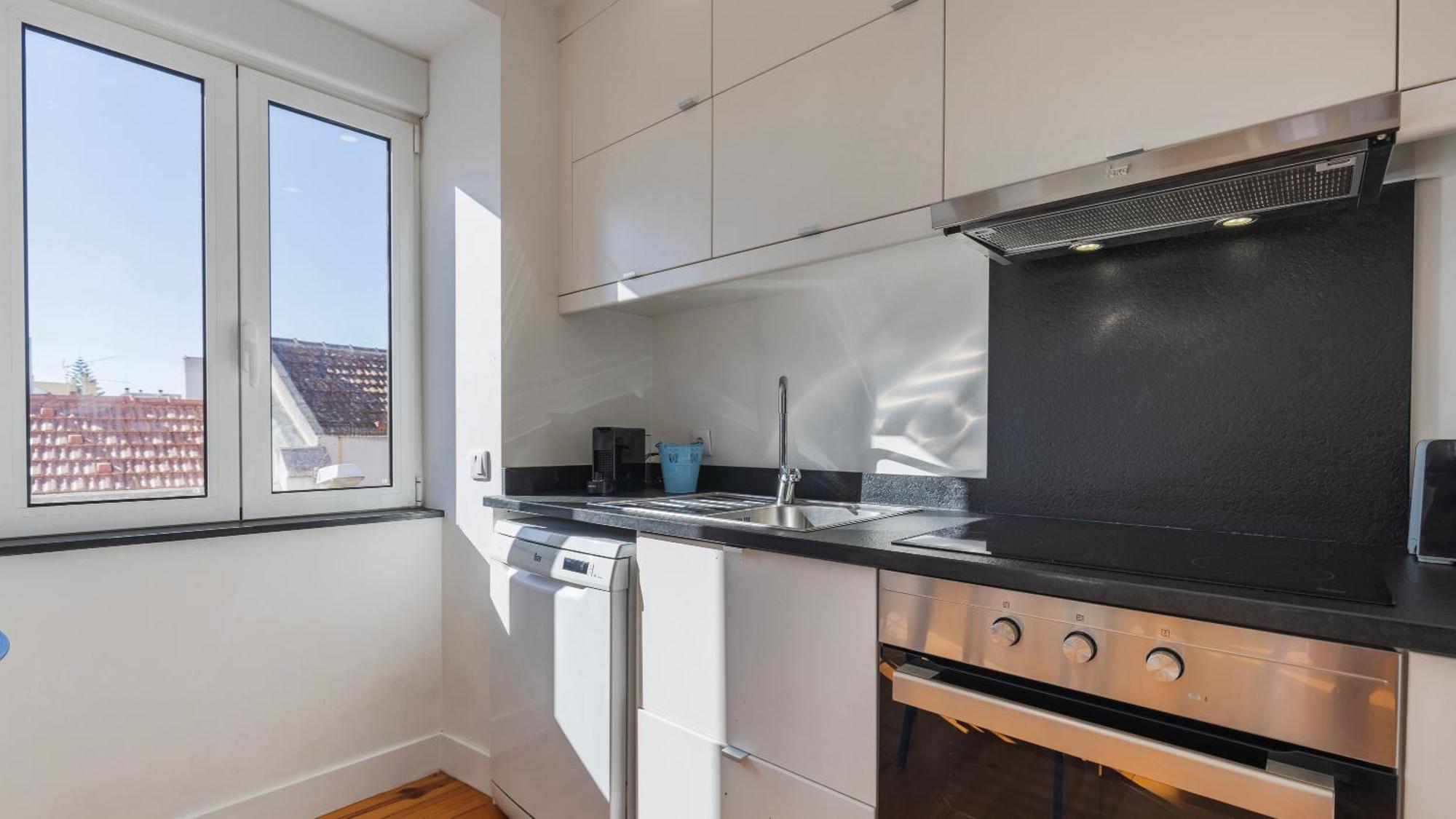 Comfort & Bright Apartment By Lovelystay Lisboa Extérieur photo